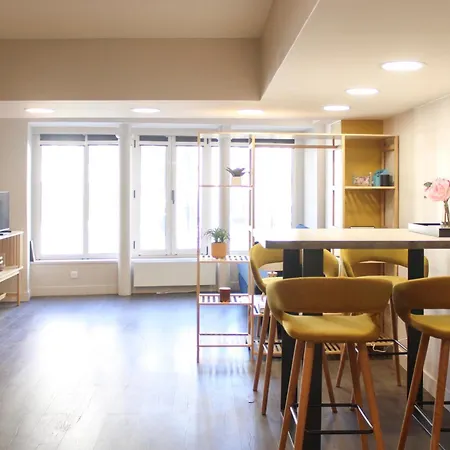 Beautiful - Louvre Museum Апартаменты *